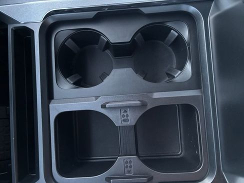 Used 2024 Ford F350 Lariat w/ Chrome Package image 39