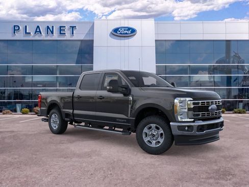 New 2026 Ford F250 XLT AWD/4WD image 9