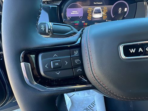 Used 2024 Jeep Wagoneer Launch Edition image 28