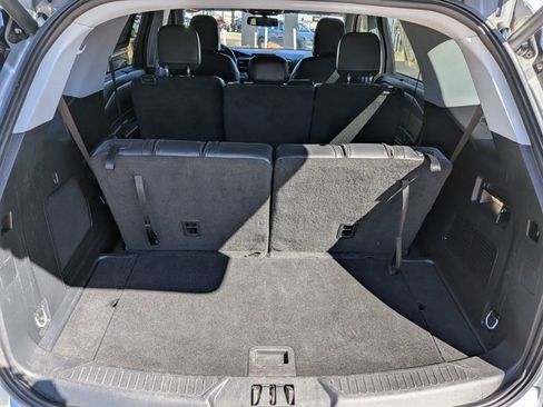 Used 2023 Ford Explorer Limited image 20