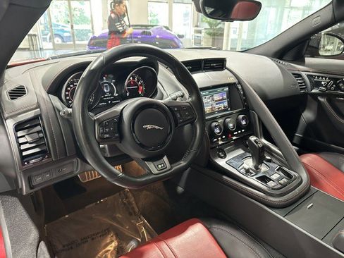 Used 2016 Jaguar F-TYPE R AWD/4WD image 38