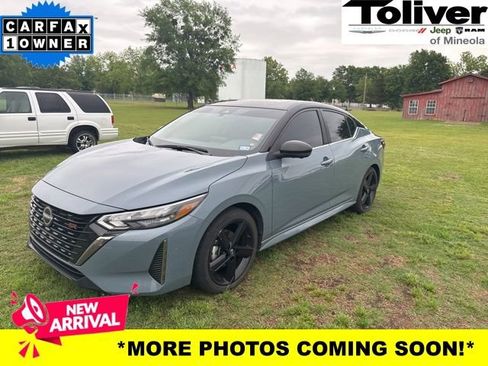 Used 2024 Nissan Sentra SR w/ SR Premium Package FWD image 1