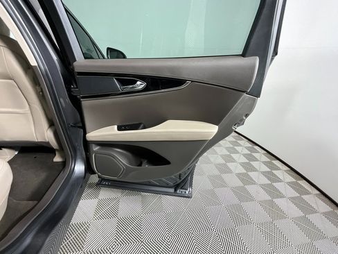 Certified 2021 Lincoln Nautilus FWD w/ Equipment Group 101A image 25