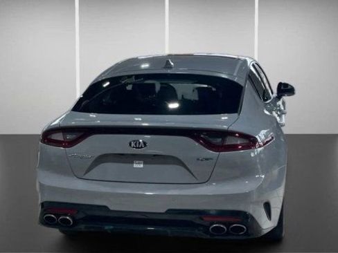 Used 2019 Kia Stinger GT1 image 8