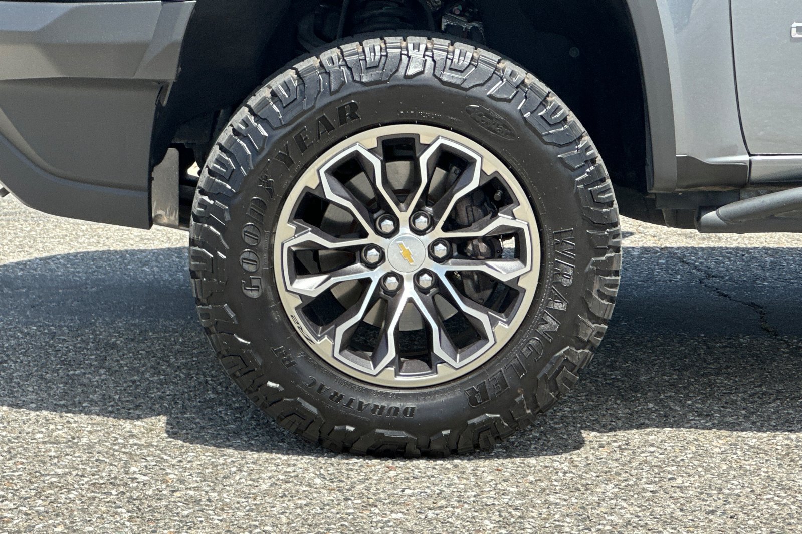 Used 2018 Chevrolet Colorado ZR2 AWD/4WD image 24