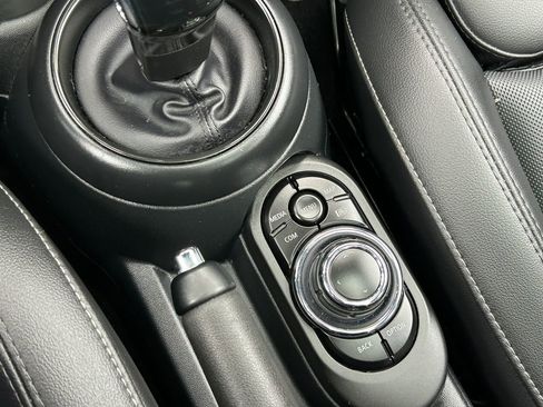 Used 2023 MINI Cooper S image 28