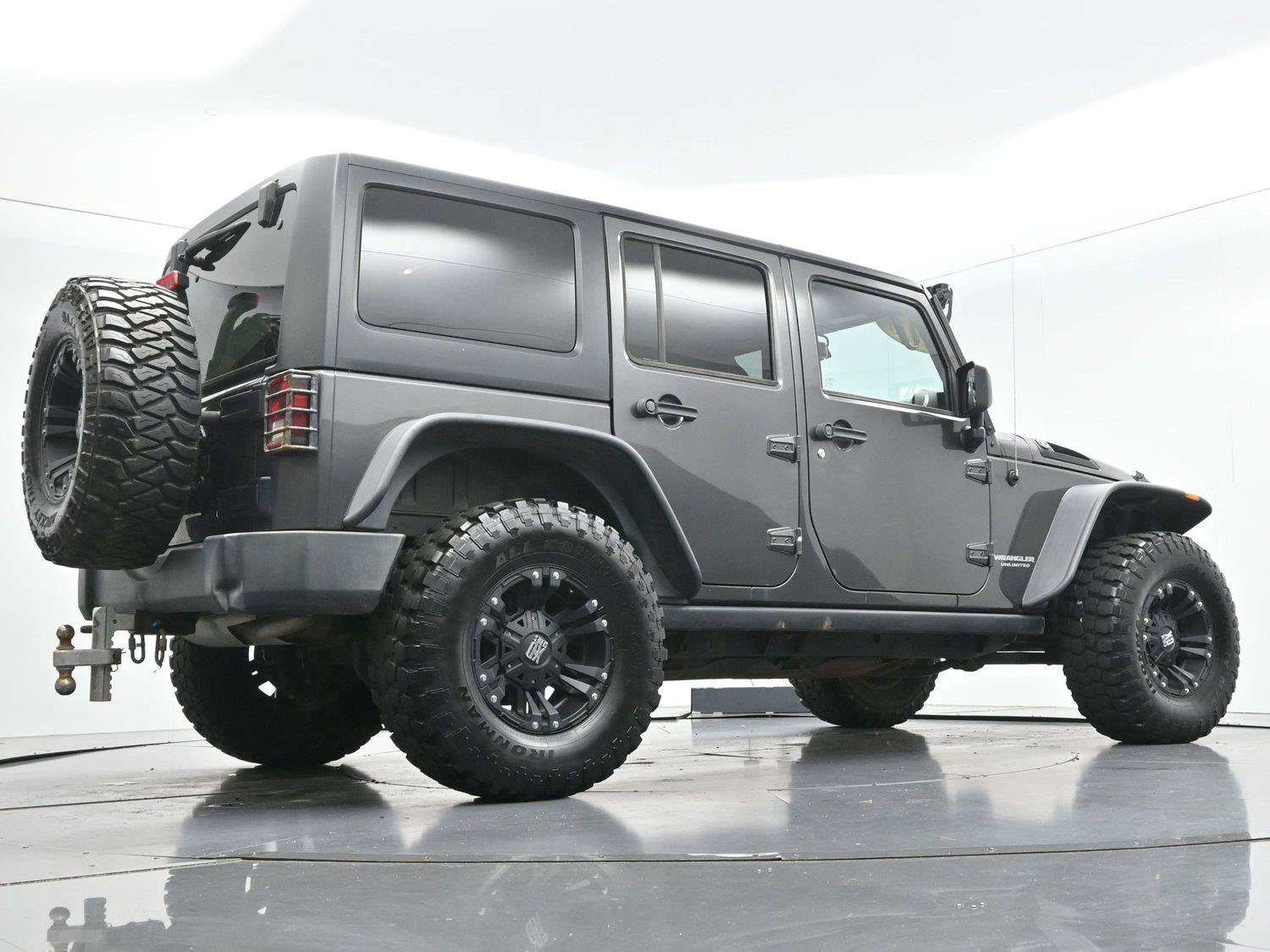 Used 2016 Jeep Wrangler Unlimited Rubicon w/ Dual Top Group AWD/4WD image 42