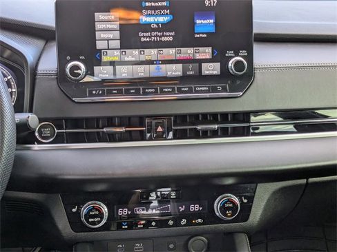 Used 2023 Mitsubishi Outlander SEL image 18