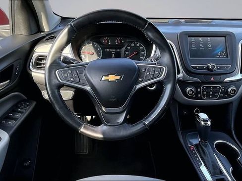 Used 2018 Chevrolet Equinox LT FWD image 8
