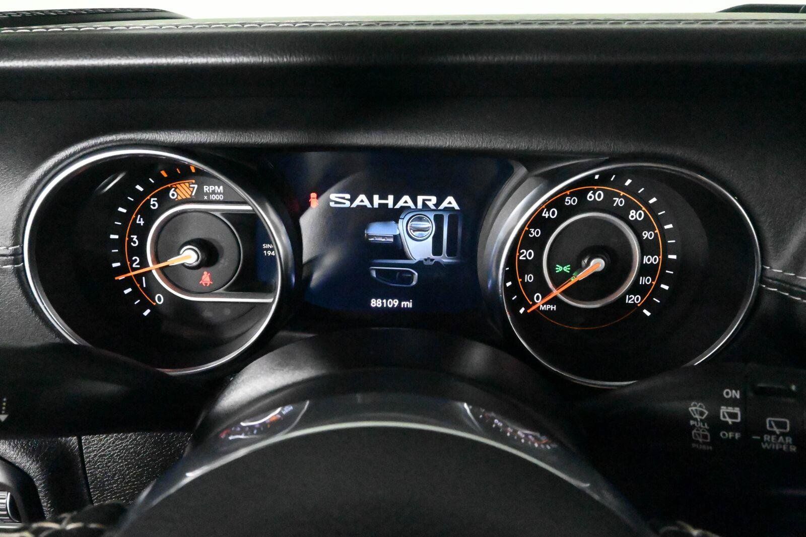 Used 2021 Jeep Wrangler Unlimited Sahara AWD/4WD image 24