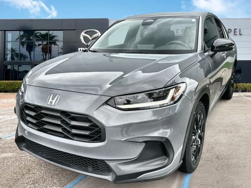 Used 2024 Honda HR-V Sport image 1