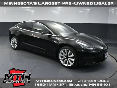 Used 2018 Tesla Model 3 Mid Range RWD image 1