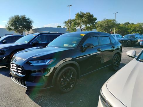 Used 2024 Honda HR-V Sport image 6