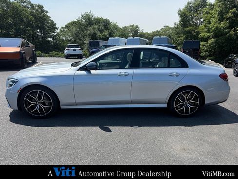 Certified 2022 Mercedes-Benz E 450 4MATIC Sedan image 5