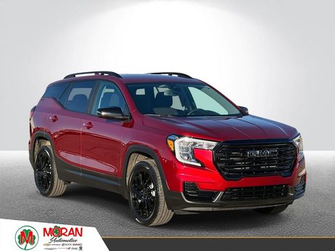 Certified 2023 GMC Terrain SLE w/ Driver Convenience Package image 2