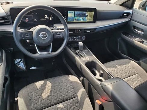 Certified 2025 Nissan Kicks SV FWD image 13
