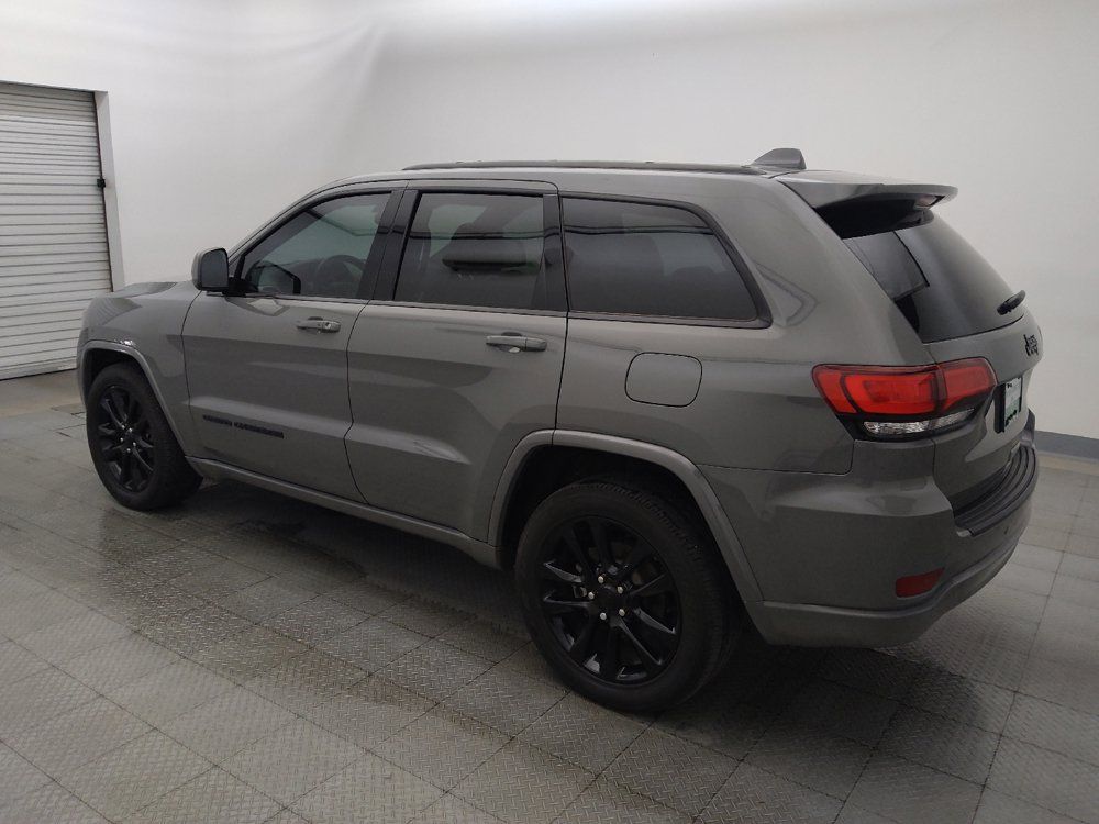 Used 2021 Jeep Grand Cherokee Laredo X RWD image 3