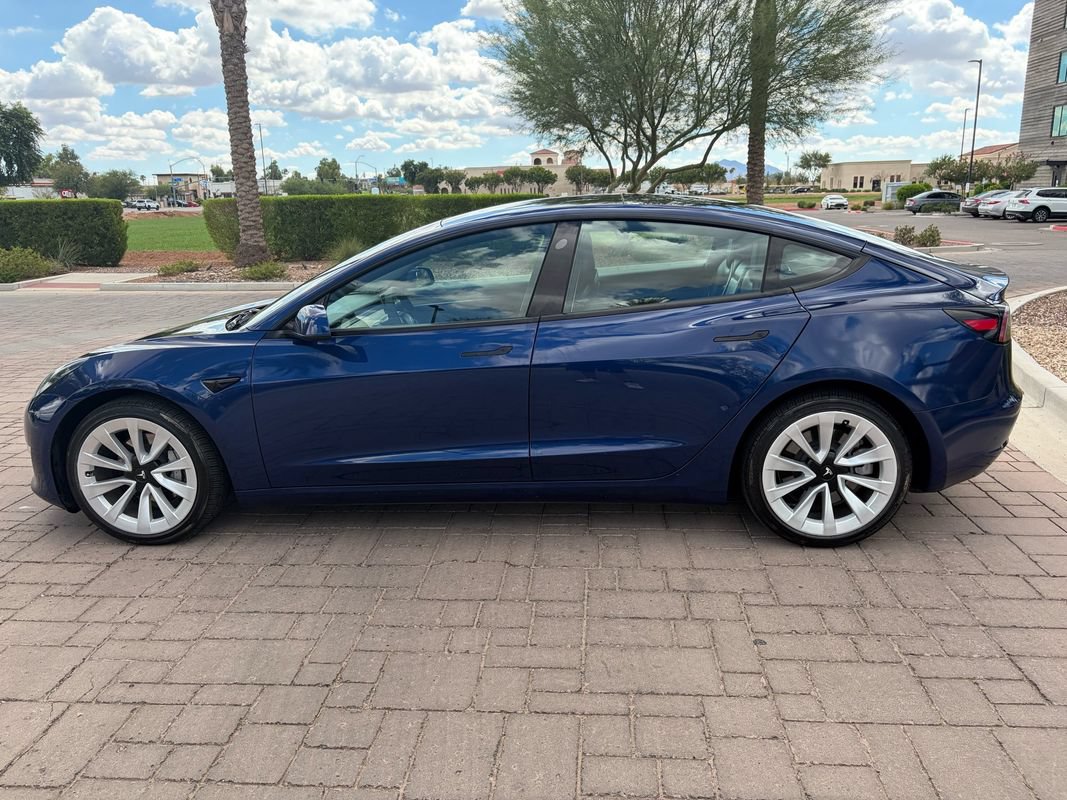 Used 2023 Tesla Model 3 Standard Range RWD image 5