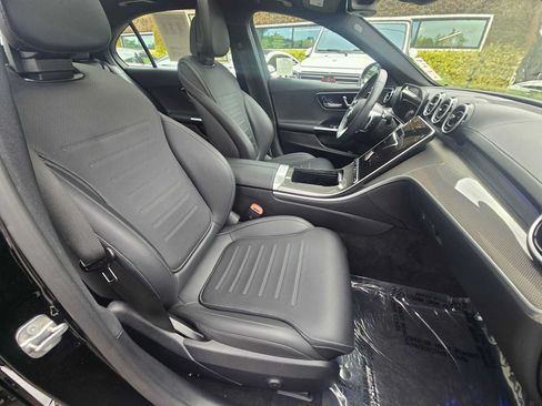 Used 2024 Mercedes-Benz C 300 Sedan image 10