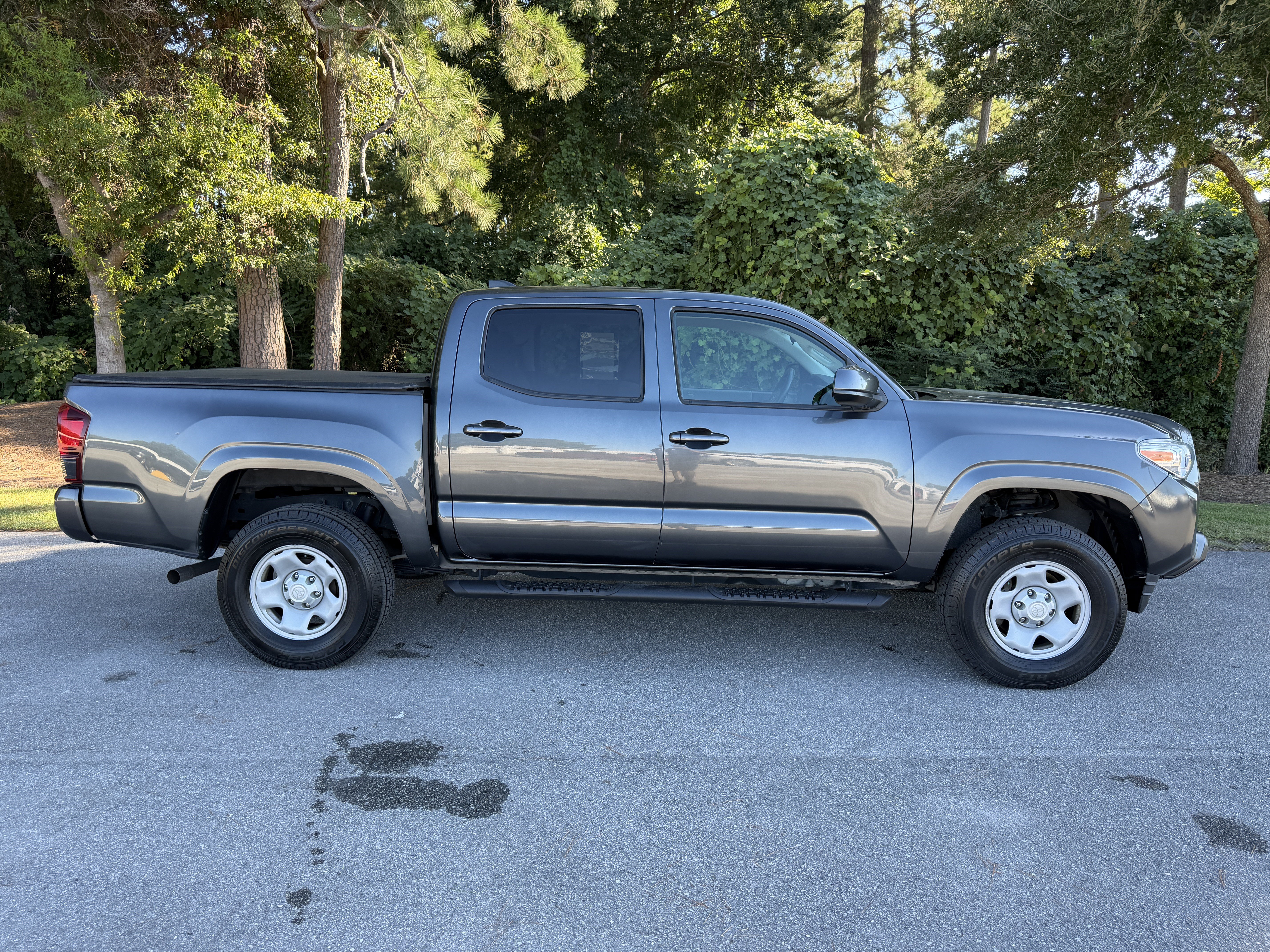 Used 2023 Toyota Tacoma SR AWD/4WD image 30