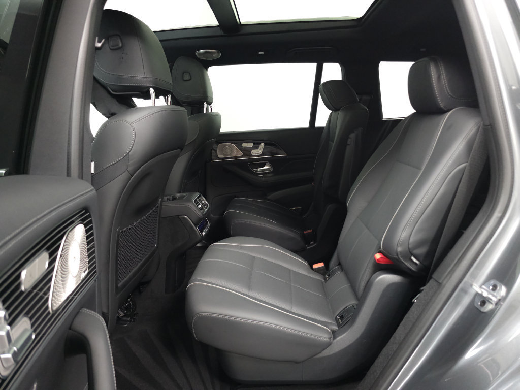 Certified 2025 Mercedes-Benz GLS 450 4MATIC image 28