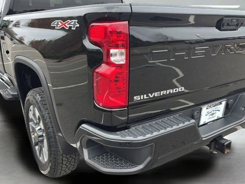 Certified 2024 Chevrolet Silverado 2500 Custom w/ Custom Convenience Package image 34