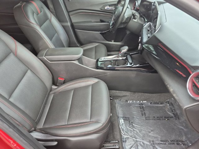 Used 2024 Chevrolet Trax RS w/ Driver Confidence Package FWD image 30