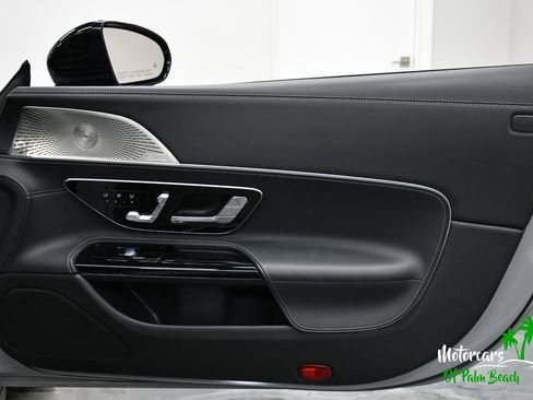 Used 2022 Mercedes-Benz SL 63 AMG 4MATIC image 59