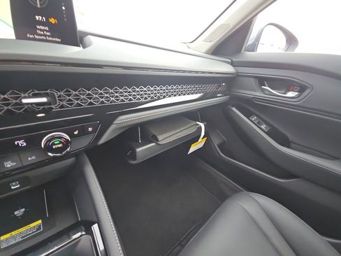 Used 2025 Honda Accord Touring image 23