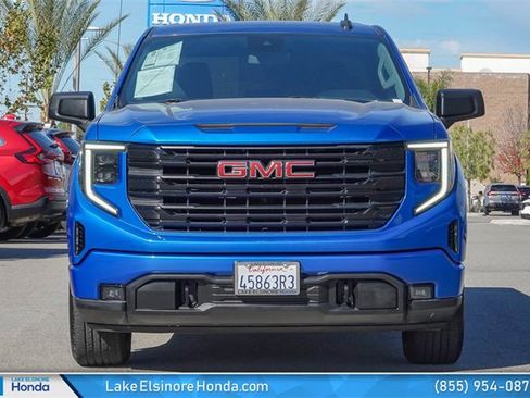 Used 2022 GMC Sierra 1500 Elevation image 3