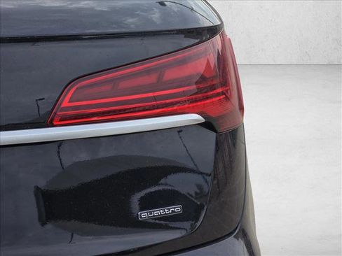 Certified 2023 Audi Q5 2.0T Premium w/ Convenience Package image 12