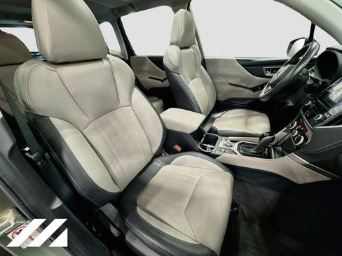 Used 2019 Subaru Forester Limited AWD/4WD image 31