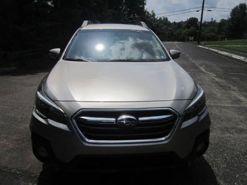 Used 2018 Subaru Outback 2.5i Premium AWD/4WD image 21