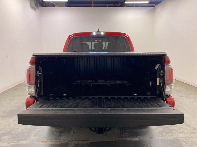 Used 2022 Toyota Tacoma TRD Off-Road w/ Technology Package AWD/4WD image 21