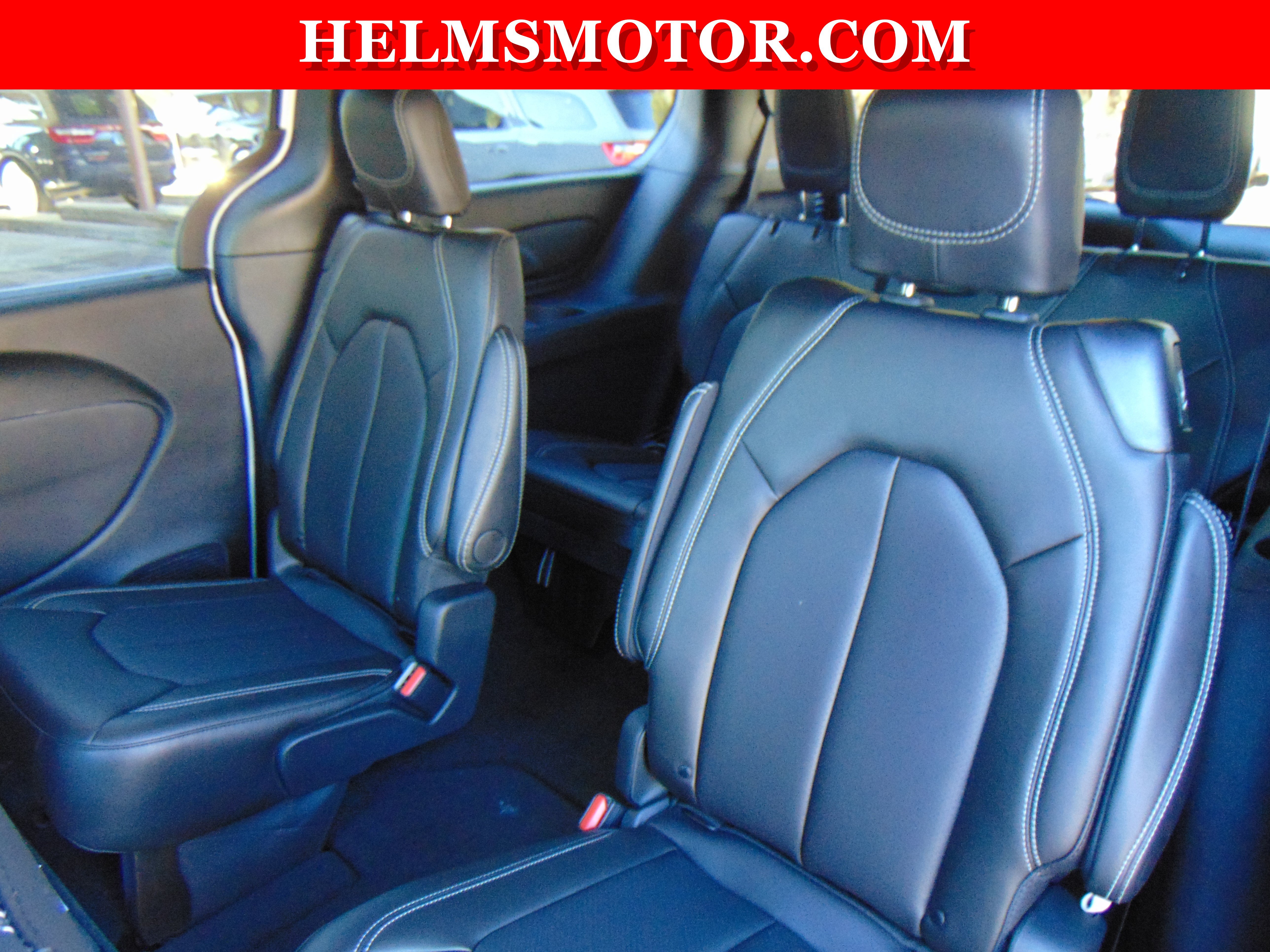 New 2026 Chrysler Pacifica Select FWD image 40