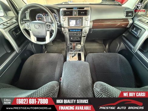 Used 2018 Toyota 4Runner Limited AWD/4WD image 18