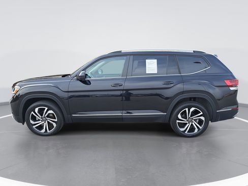 Certified 2023 Volkswagen Atlas SEL image 6
