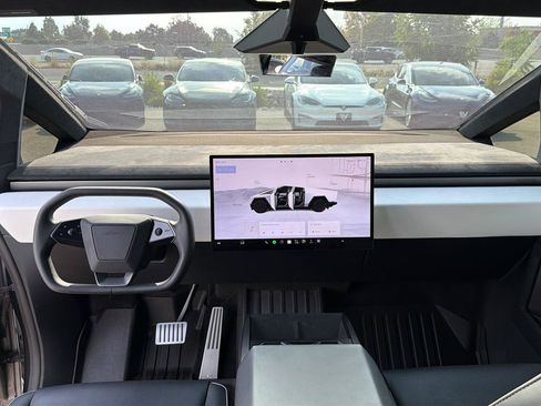 Used 2024 Tesla Cybertruck Cyberbeast AWD/4WD image 13