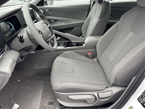 New 2026 Hyundai Elantra Blue image 9
