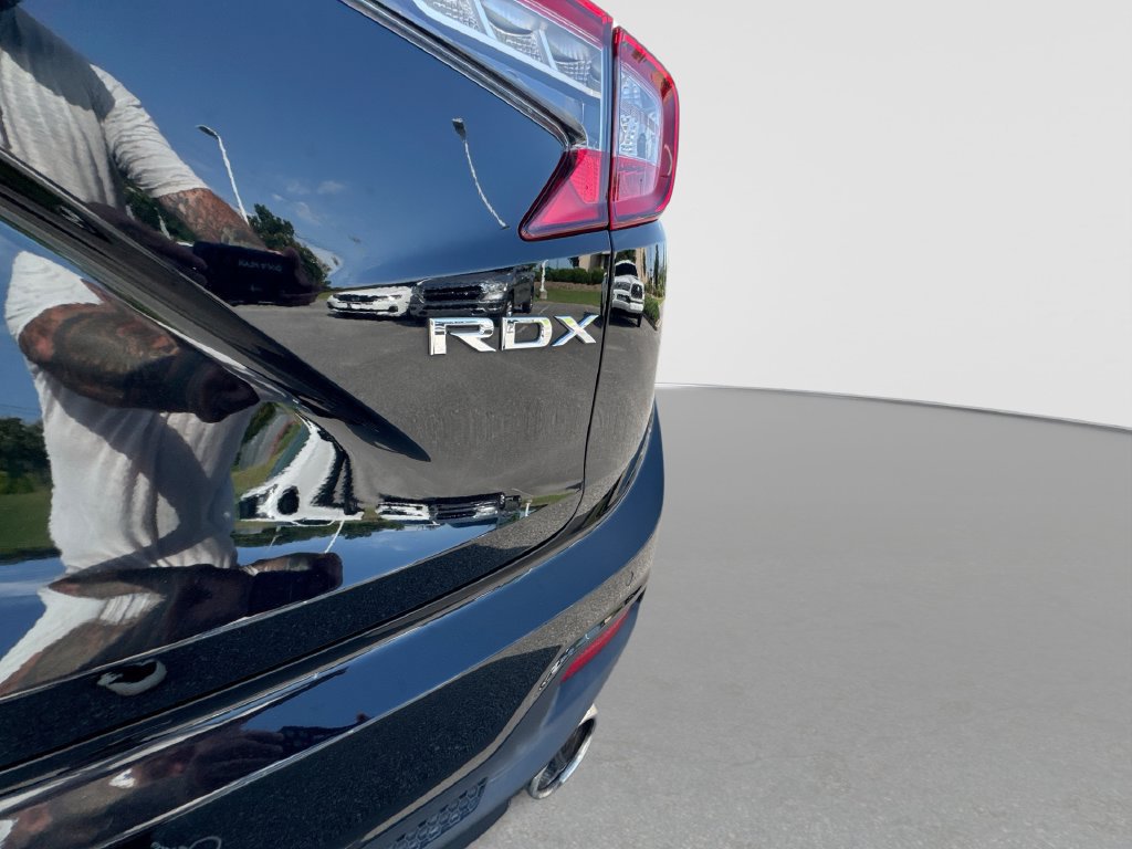 Used 2023 Acura RDX w/ Advance Package FWD image 18