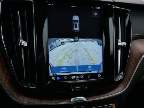 Used 2022 Volvo XC60 T8 Inscription w/ Advanced Package image 27