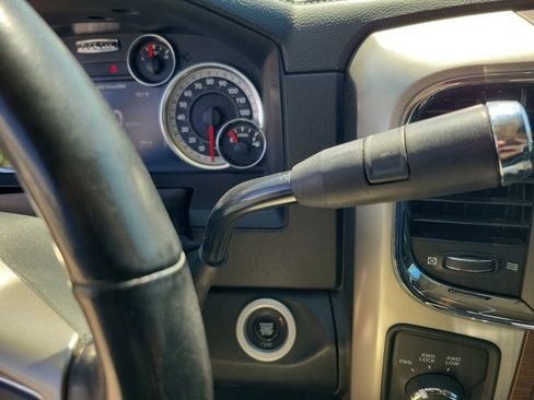 Used 2018 RAM 2500 Laramie w/ Convenience Group image 35