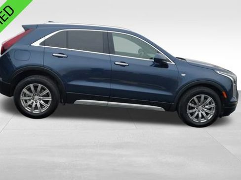 Certified 2020 Cadillac XT4 Premium Luxury w/ Cold Weather Package image 10