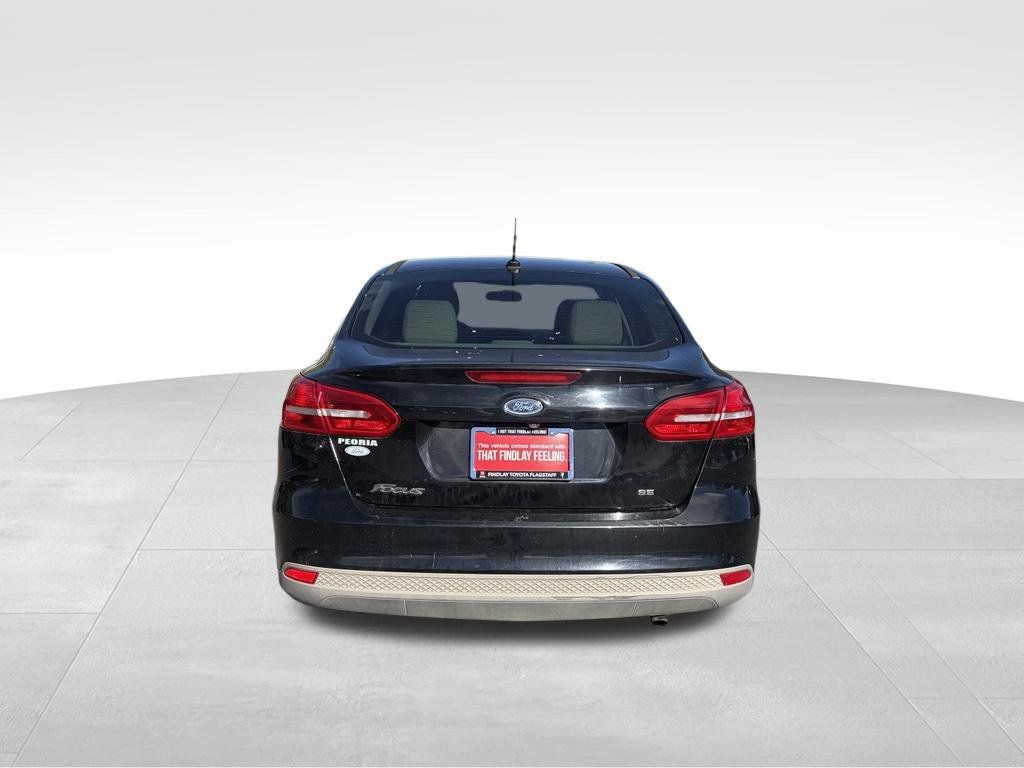 Used 2017 Ford Focus SE FWD image 6