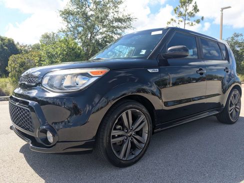 Used 2016 Kia Soul + w/ Tarmac Special Edition FWD image 9