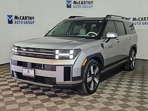 Used 2024 Hyundai Santa Fe Limited image 2