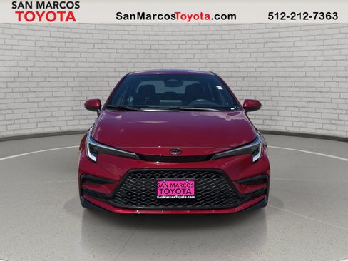 Used 2026 Toyota Corolla SE FWD image 2