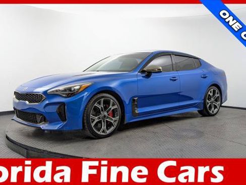 Used 2018 Kia Stinger GT RWD image 1