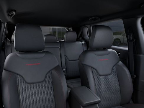 New 2026 Jeep Compass Trailhawk image 27