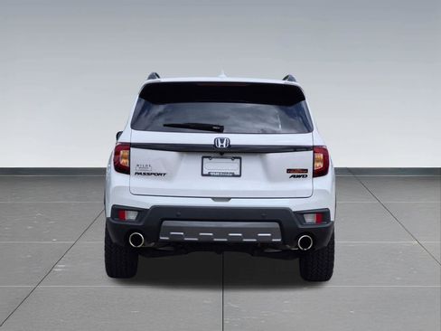 Used 2024 Honda Passport TrailSport image 7